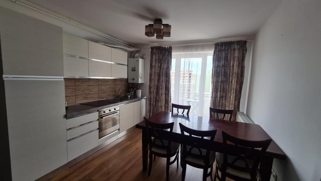 布拉索夫Apartament Mirubias公寓 外观 照片